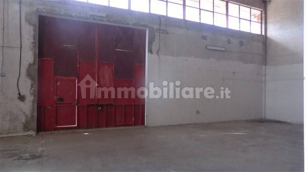 negozio in vendita a Sestu in zona Dedalo