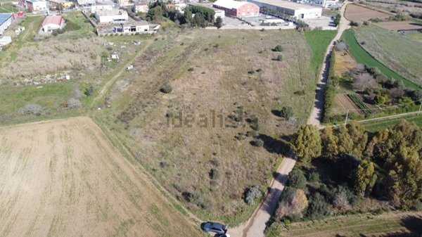 terreno in vendita a Sestu in zona Cortexandra