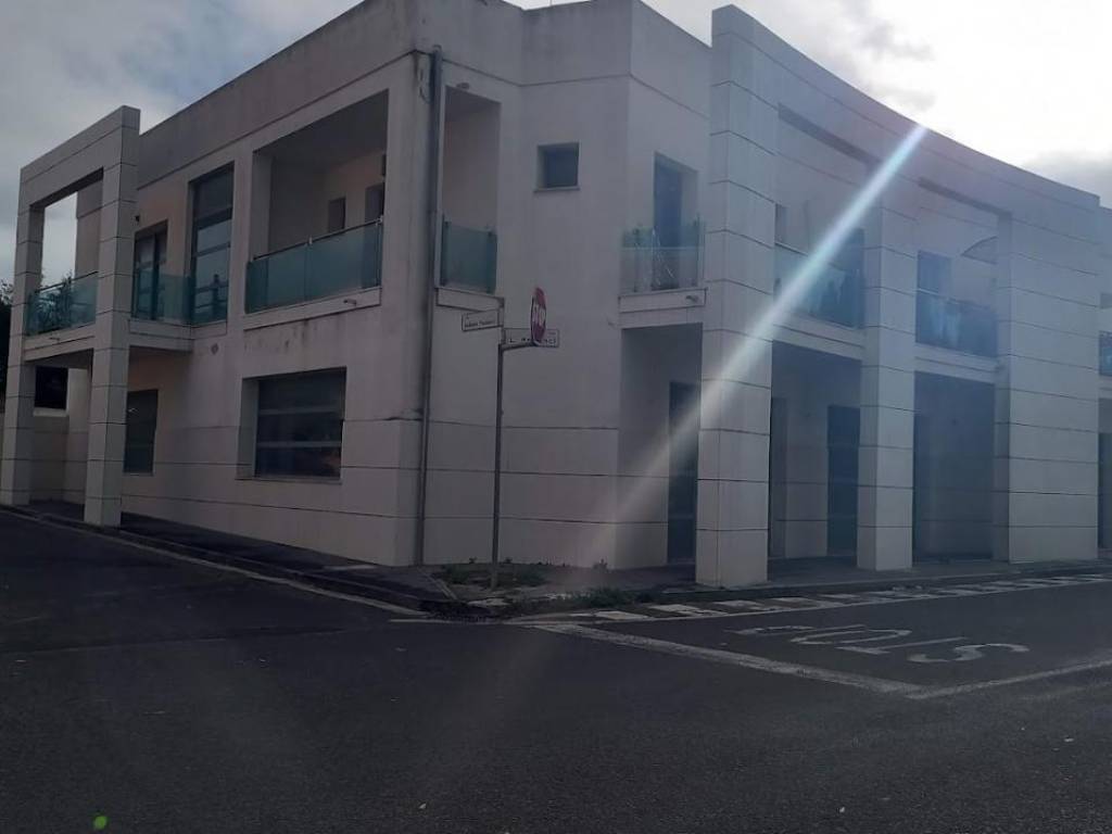 negozio in vendita a Settimo San Pietro