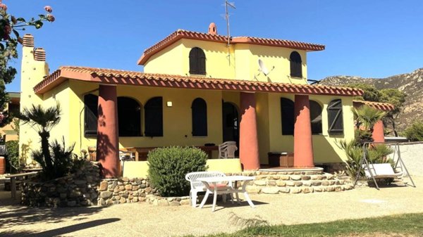 casa indipendente in vendita a Sinnai in zona Solanas
