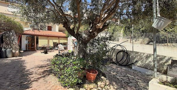 casa indipendente in vendita a Sinnai in zona Solanas