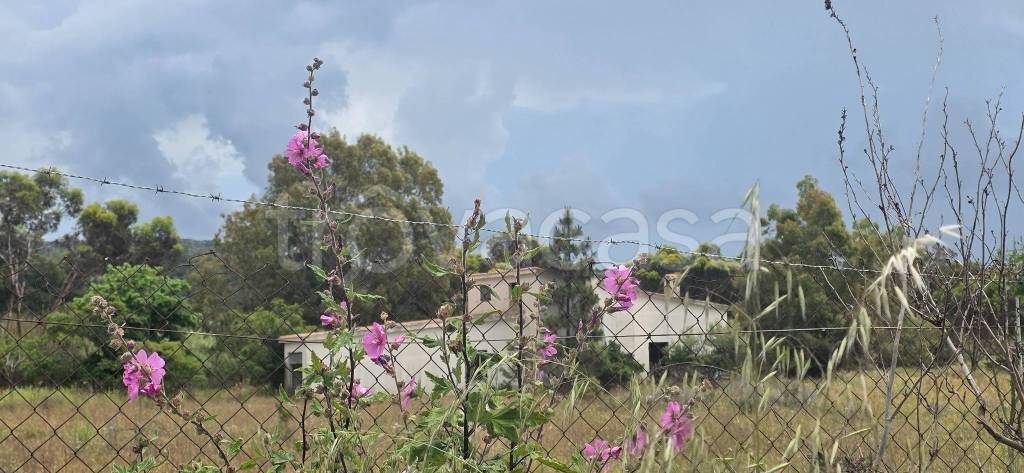 appartamento in vendita a Sinnai in zona Tasonis