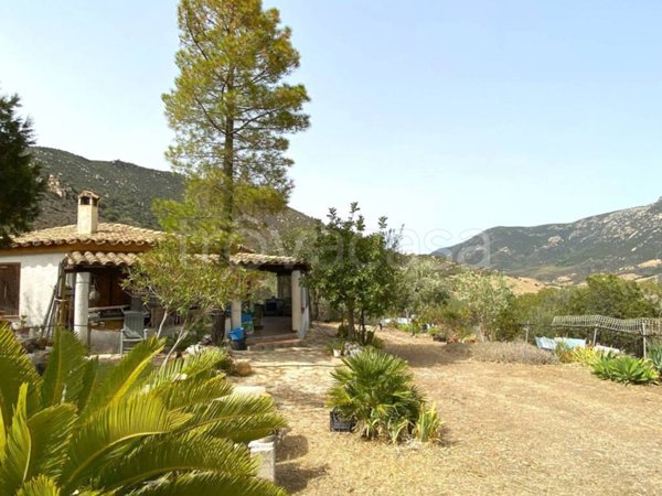 casa indipendente in vendita a Sinnai in zona Solanas