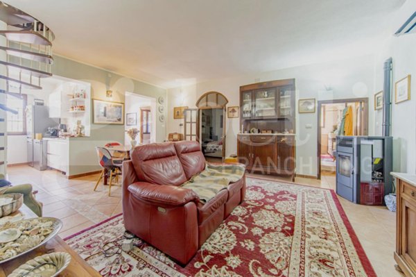 casa indipendente in vendita a Sinnai in zona Tasonis