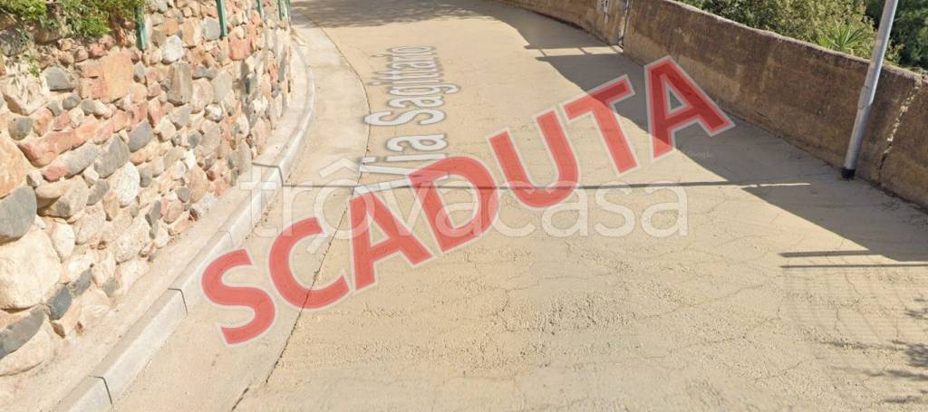 locale commerciale in vendita a Sinnai