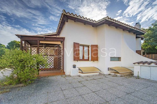 casa indipendente in vendita a Sinnai in zona Solanas