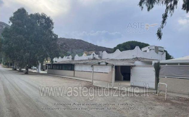 negozio in vendita a Sinnai in zona Torre delle Stelle