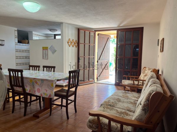 appartamento in vendita a Sinnai in zona Solanas