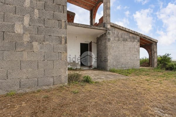 pentavano in vendita a Sinnai in zona Tasonis