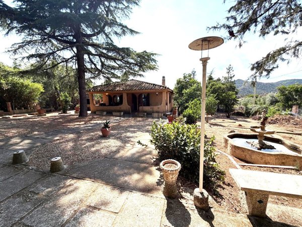 casa indipendente in vendita a Sinnai