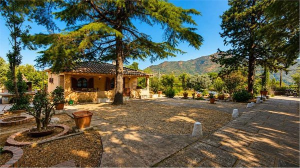 casa indipendente in vendita a Sinnai