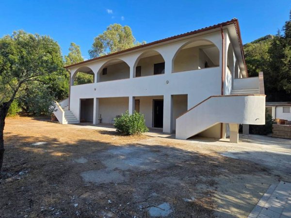casa indipendente in vendita a Sinnai in zona San Gregorio