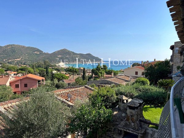 casa indipendente in vendita a Sinnai in zona Solanas