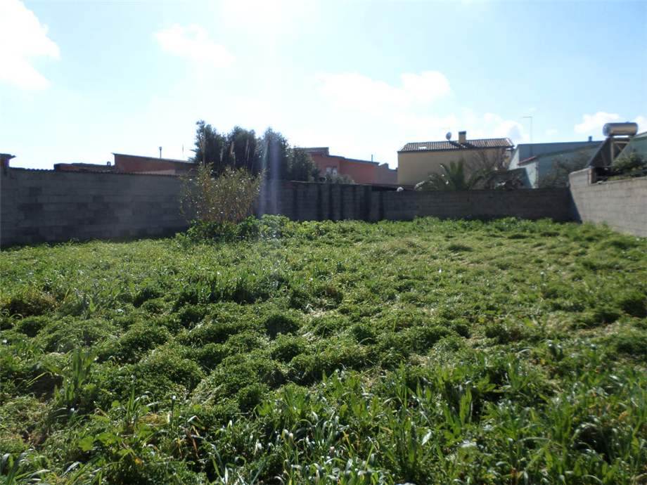 terreno edificabile in vendita ad Uta