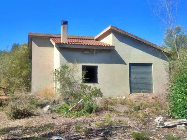 casa indipendente in vendita ad Uta
