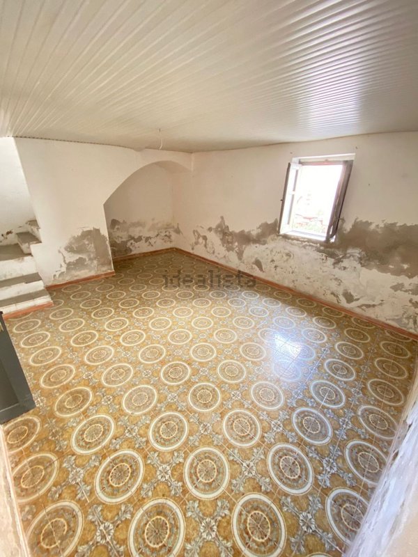 casa indipendente in vendita ad Uta