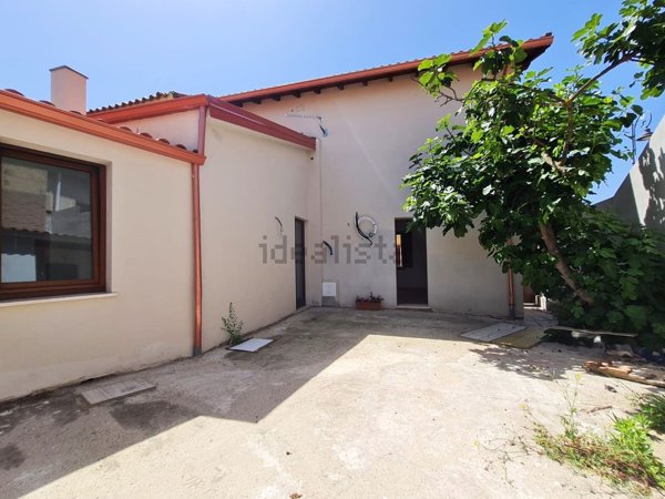 casa indipendente in vendita ad Uta