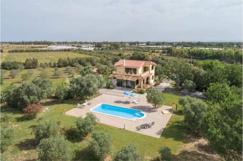 casa indipendente in vendita ad Uta