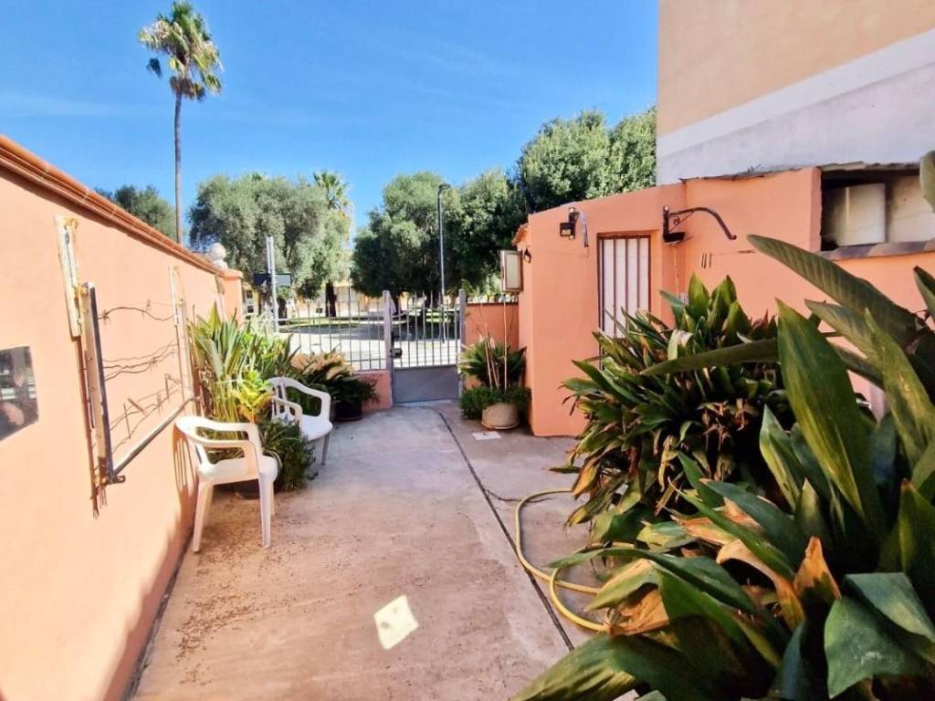 appartamento in vendita ad Uta