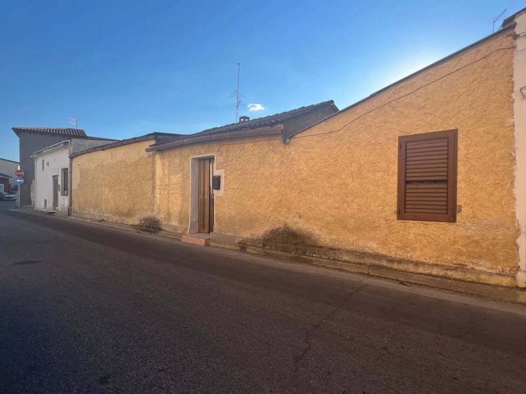 casa indipendente in vendita ad Uta
