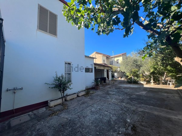 casa indipendente in vendita ad Uta