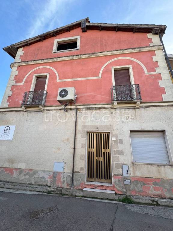 appartamento in vendita ad Uta