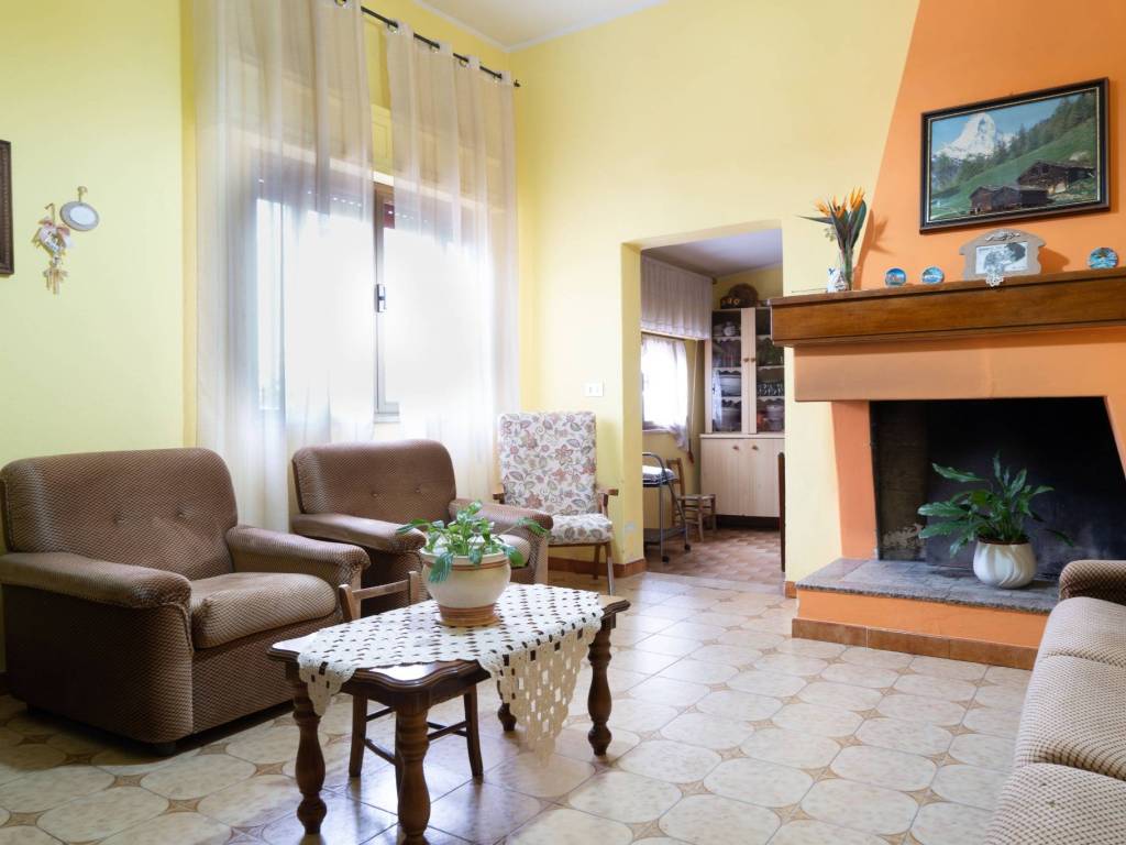 casa indipendente in vendita ad Uta