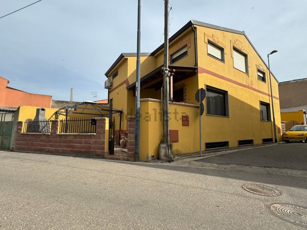 casa indipendente in vendita ad Uta