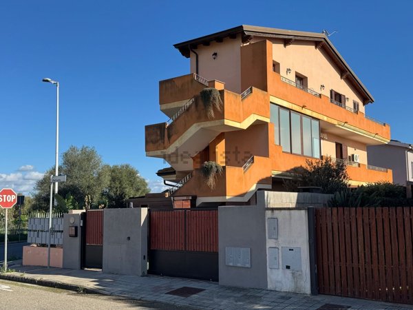 appartamento in vendita ad Uta