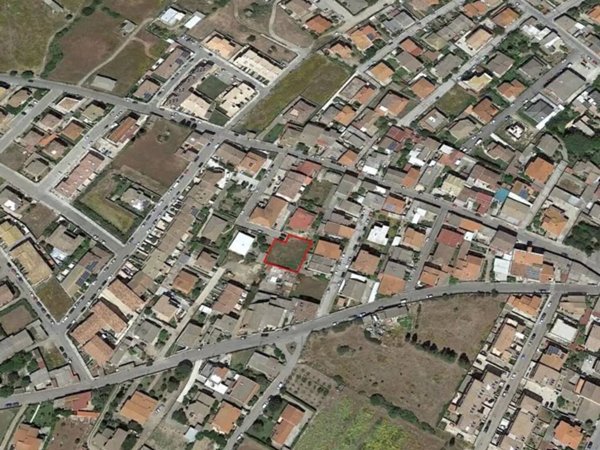 terreno edificabile in vendita ad Uta