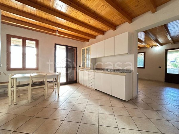 casa indipendente in vendita ad Uta