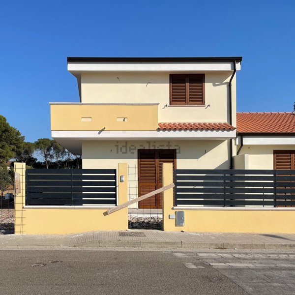 casa indipendente in vendita ad Uta