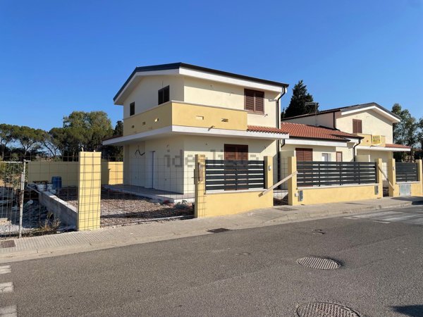 casa indipendente in vendita ad Uta