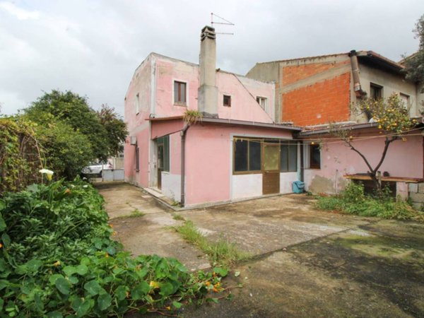 casa indipendente in vendita ad Uta