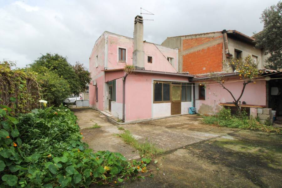 casa indipendente in vendita ad Uta