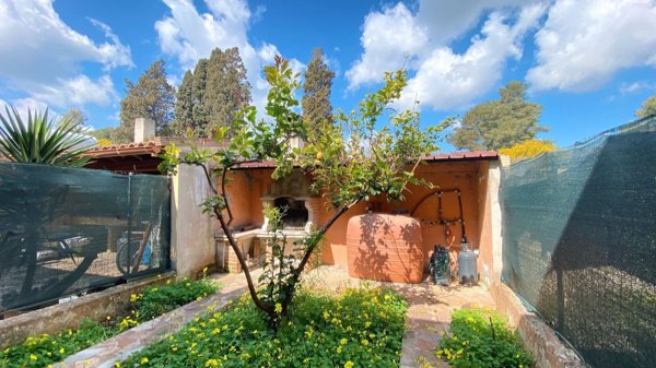 casa indipendente in vendita ad Uta