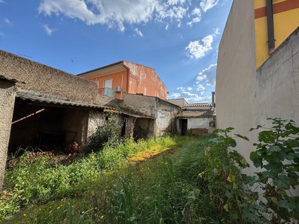 casa indipendente in vendita ad Uta