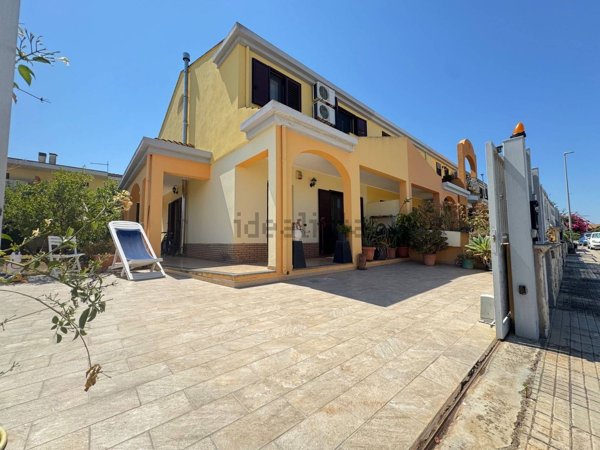 casa indipendente in vendita ad Uta