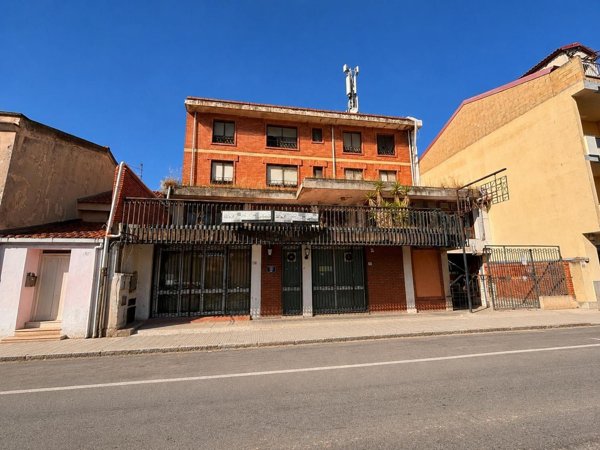 casa indipendente in vendita ad Uta