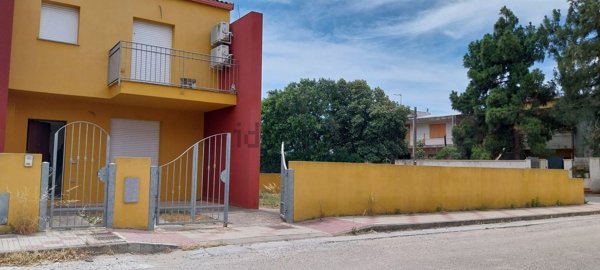 casa indipendente in vendita ad Uta