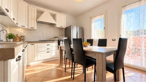 casa indipendente in vendita ad Uta