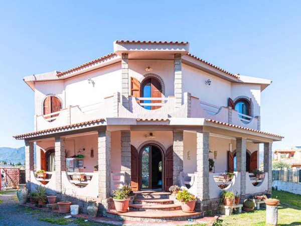 casa indipendente in vendita a Villa San Pietro