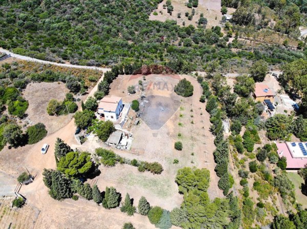 casa indipendente in vendita a Villa San Pietro