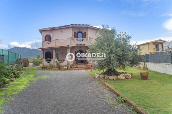 casa indipendente in vendita a Villa San Pietro