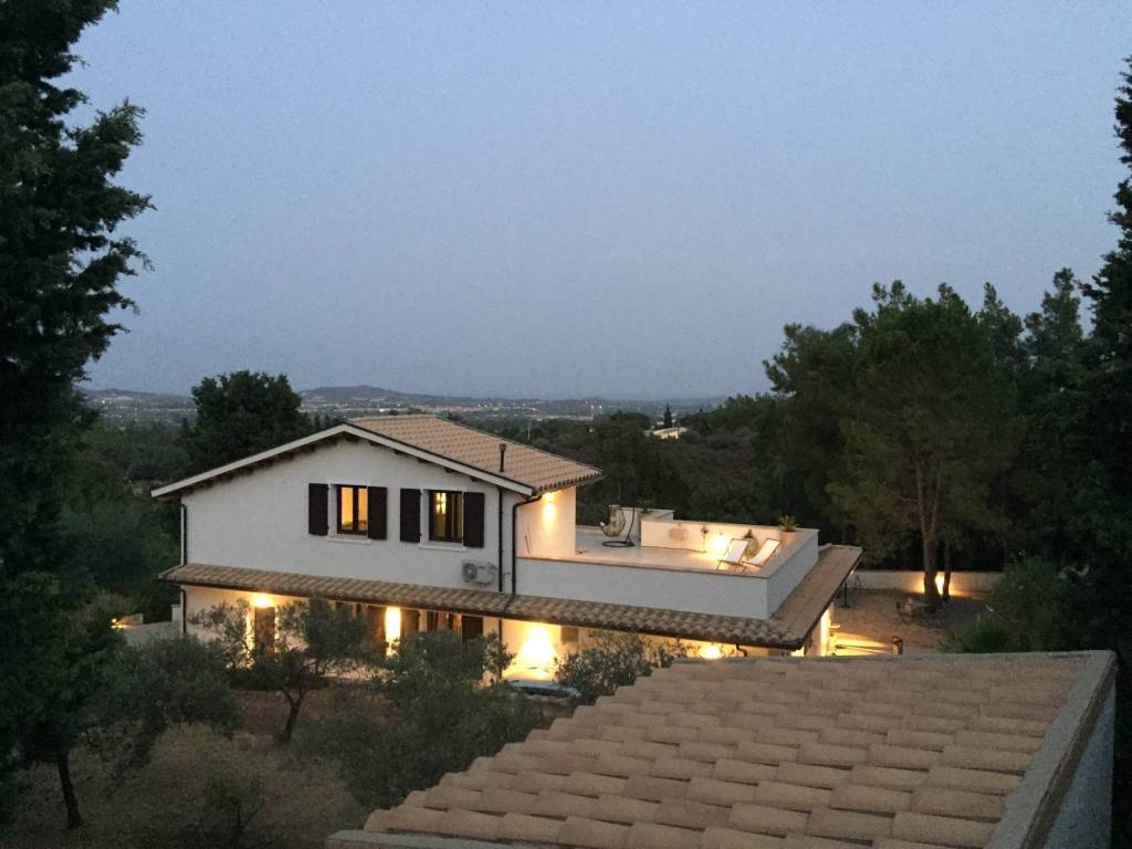 casa indipendente in vendita a Villa San Pietro