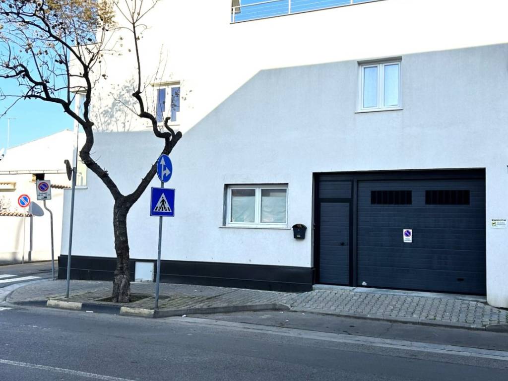 casa indipendente in vendita ad Elmas