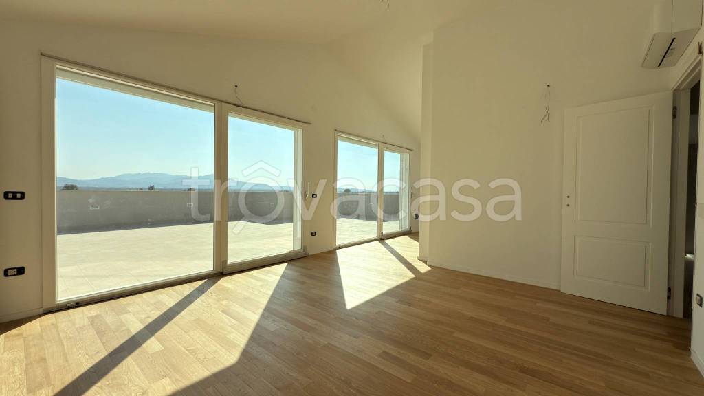 appartamento in vendita ad Elmas
