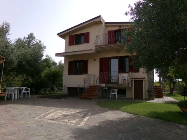 casa indipendente in vendita ad Elmas