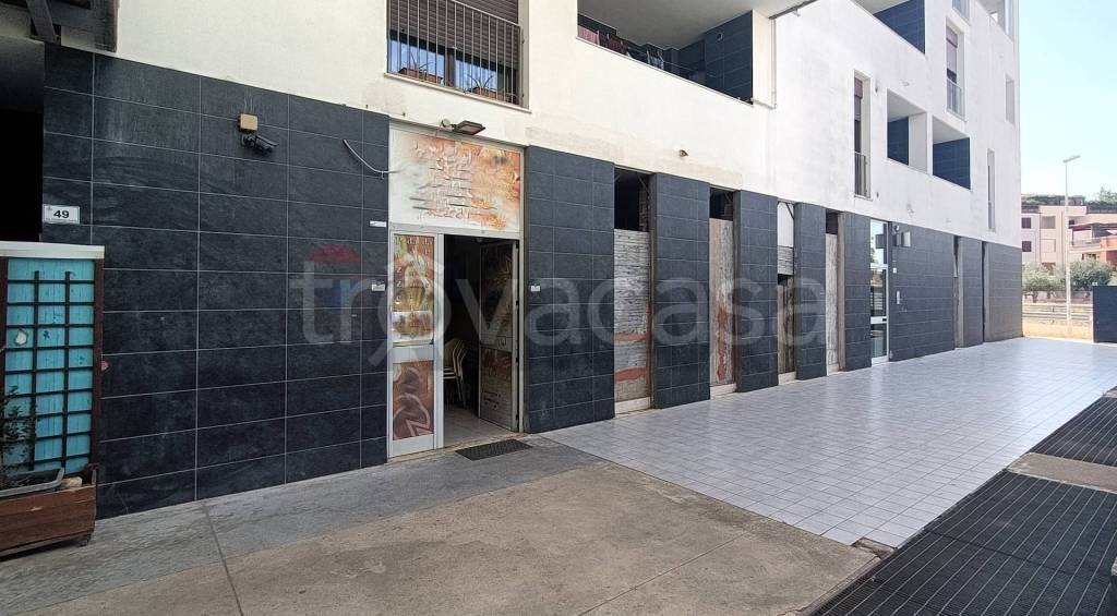 negozio in vendita ad Elmas