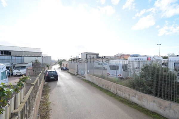 terreno edificabile in vendita ad Elmas